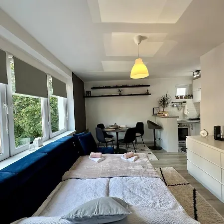 White Lotus Apartment *